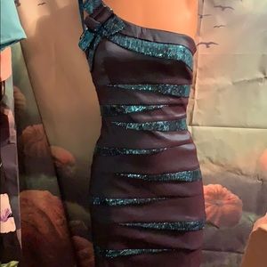 Inspire Me size 3 junior turquoise sequins